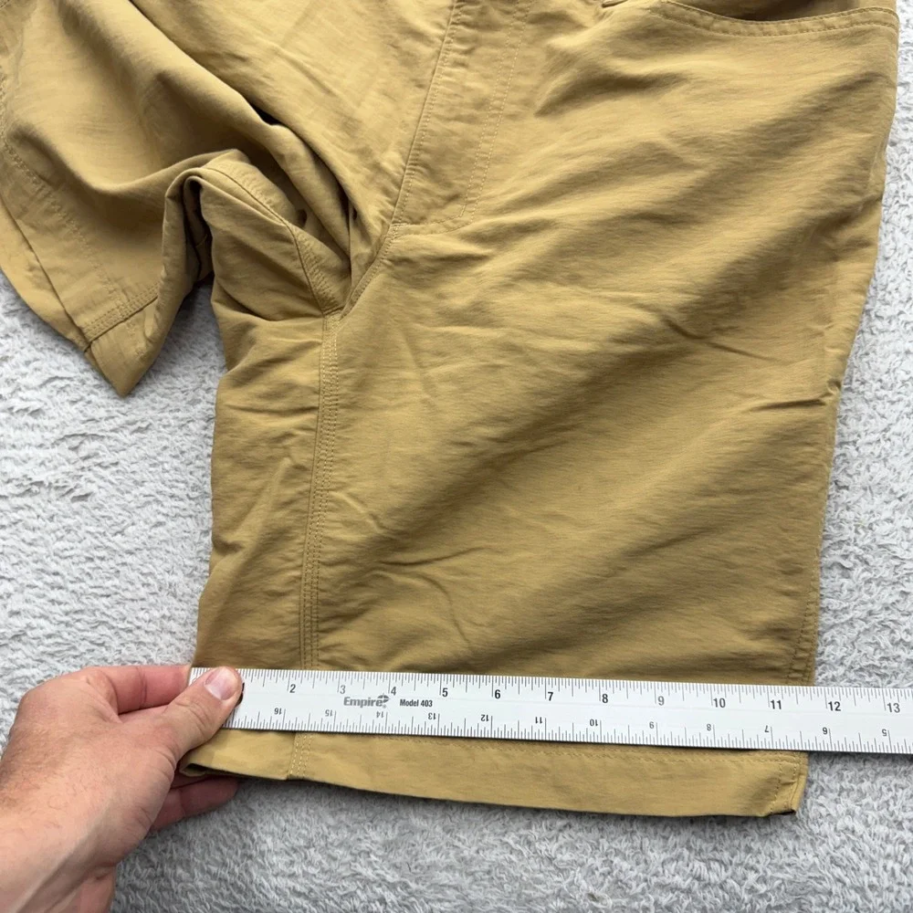 The North Face Mens Tan Horizon Hiking Shorts Size 30 Nylon Lightweight Outdoor